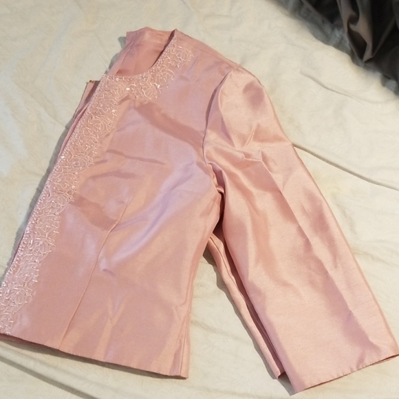 Like new condition! Pale pink black with sequins - Picture 7 of 8